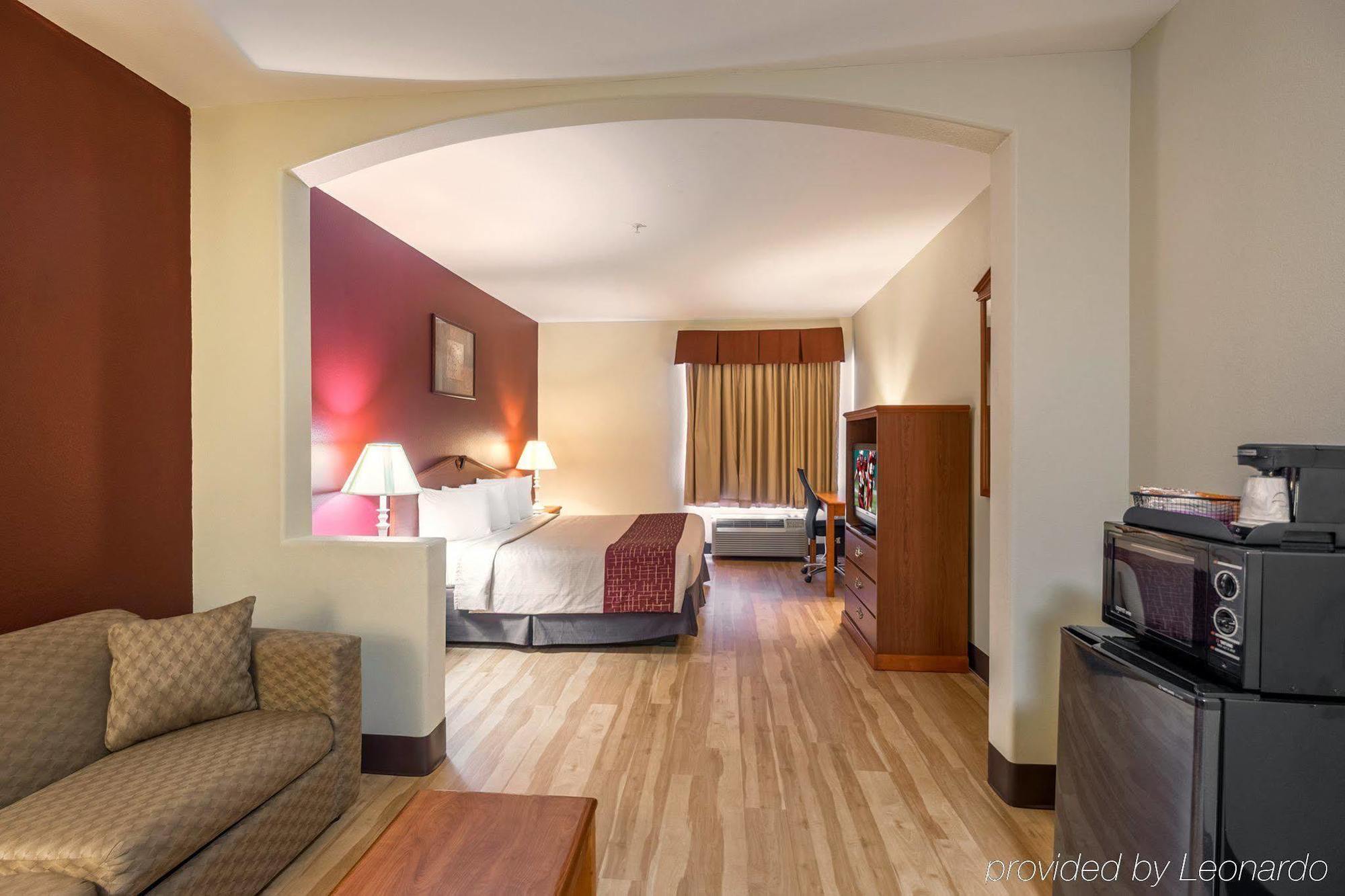 Red Roof Inn & Suites Lake Charles Exteriér fotografie