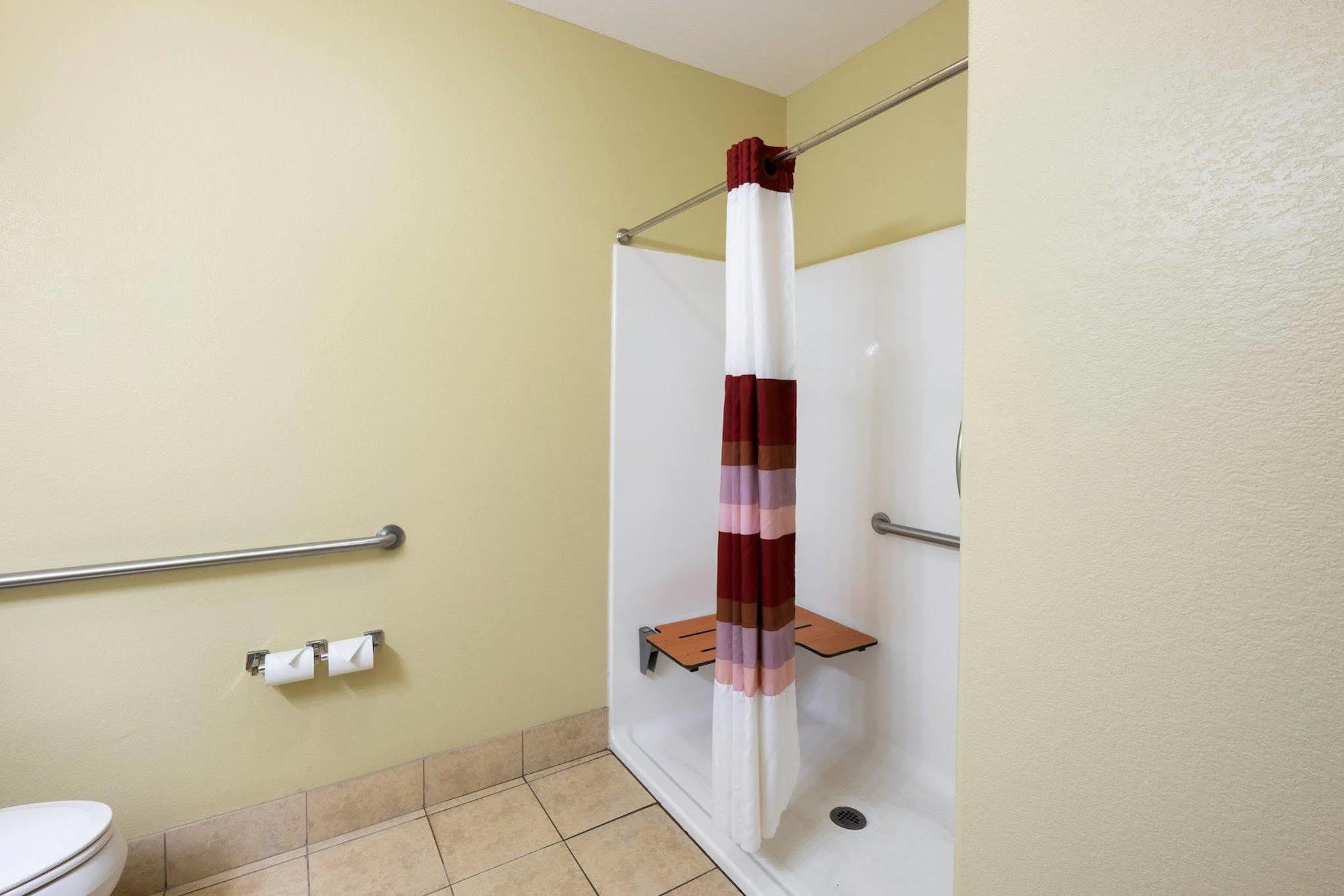 Red Roof Inn & Suites Lake Charles Exteriér fotografie